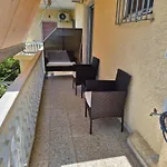 Lilia-rentalapartments Appartement