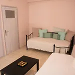 Lilia-rentalapartments Appartement *