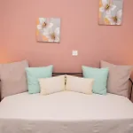 Lilia-rentalapartments Vrahati
