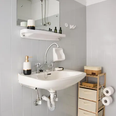 Lilia-rentalapartments *