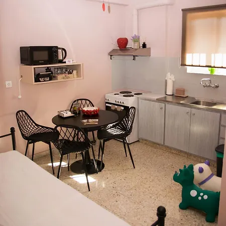 Lilia-rentalapartments * Vrahati